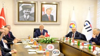 Bakan Bolat: İrana açılan kapılarda sorun yok