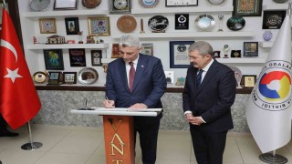 Bakan Bolat, Van TSOda müjdeyi verdi