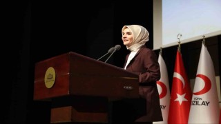 Bakan Göktaş: Gençlerimizin geleceklerini sağlam adımlarla inşa etmelerini destekleyen bir anlayışla çalışıyoruz