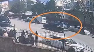 Balkondan düşen 3 yaşındaki çocuk, ağır yaralandı