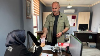 Bankamatikte Bulduğu Parayı Teslim Etti
