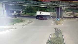 Bartında 44 kişinin yaralandığı otobüs kazasının görüntüsü ortaya çıktı