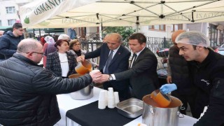 Başkan Aydının cuma durağı Muradiye Mahallesi oldu