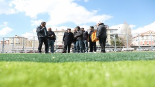 Başkan Çolakbayrakdar: Her alanda gençlerimizin yanındayız, geleceğin sporcuları bu statta yetişecek