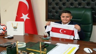 Başkan Hamamcı, 23 Nisanda makamını Küçük Başkana devretti