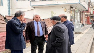 Başkan Karamehmetoğlu esnaf ve vatandaşlarla bir araya geldi