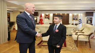 Başkan Sekmen; Onlar gözümüzün nuru, geleceğimizin umudu