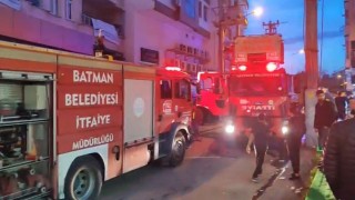 Batmanda bir evde bir kadın ve bir erkek yanmış halde ölü bulundu