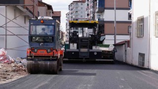 Battalgazide asfalt çalışmaları sürüyor