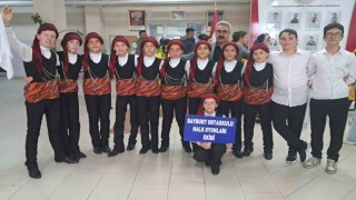 Bayburt Ortaokulu halk oyunlarında Türkiye beşincisi oldu