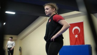 Bayburtlu milli güreşçi Akkuş Avrupa üçüncüsü oldu