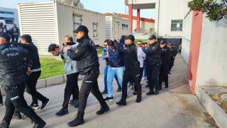 Bayğaralar suç örgütüne yönelik operasyonda gözaltına alınan 287 şüpheli adliyeye sevk edildi