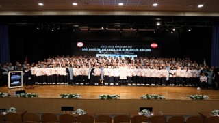 BEUNda geleceğin hemşireleri üniformalarını giydi