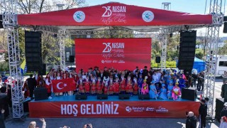 Beykozda çocuklar bayramın tadını doyasıya çıkardı