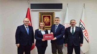 Bilecike büyük spor yatırımı için imzalar atıldı