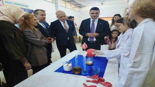 Bilecikte ‘23 Nisan Çocuk Kimya Şenliği düzenlendi