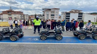 Bilecikte öğrencilere uygulamalı trafik eğitimi