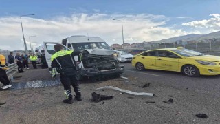 Bingölde zincirleme kaza: 3 yaralı