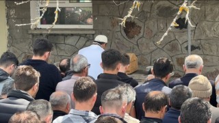 Boluda annesinin öldürdüğü 2 aylık Ela bebek son yolculuğuna uğurlandı