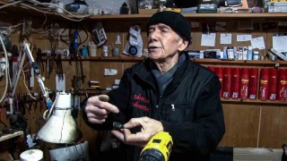 Bolulu altın ustası, 69 yıldır 20 metrekarede altına hayat veriyor