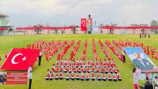 Bozdoğanda 23 Nisan yağmura rağmen coşkuyla kutlandı