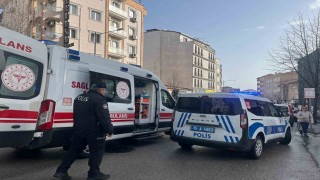 Burdurda elektrikli bisiklet ile otomobil çarpıştı: 1 yaralı