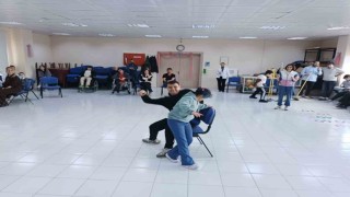 Burhaniyede otizmliler için etkinlik düzenlendi