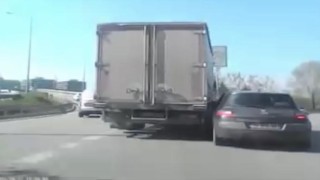 Bursada aynı noktada peş peşe kazalar