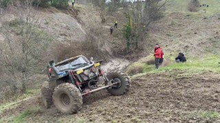 Bursada Off-Road yarışında takla attı...Nefes kesen anlar kamerada