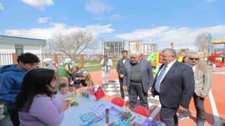 Büyükşehirin çocuk kütüphanesinde Kayseri Kent Konseyi 23 Nisan etkinliği