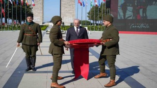 Çanakkale Kara Savaşlarının 111. yıl dönümü etkinlikleri Şehitler Abidesinde törenle başladı