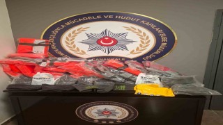 Çanakkalede 30 kaçak göçmen yakalandı, 1 organizatör tutuklandı
