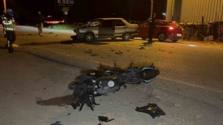 Çanakkalede otomobil ile motosiklet çarpıştı: 3 kişi yaralandı