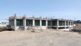 Çayırovada 200 yataklı hastane ve meslek lisesi inşaatları hızla yükseliyor