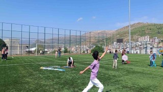 Çermikte uçurtma şenliği düzenlendi