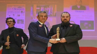 CHP Genel Başkanı Özel: Gazetecilerin emeklerinin sömürülmediği bir Türkiyeye ihtiyaç var