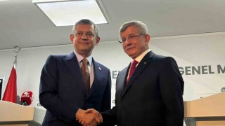 CHP Genel Başkanı Özel: Türkiyede Davutoğlunun Başbakanlığı döneminde çok kritik bir süreç yaşandı