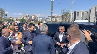 CHP Genel Başkanı Özel, tutuklu Mustafa Bozbeyi cezaevinde ziyaret etti