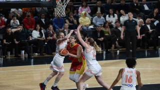 ÇİMSA ÇBK Mersin: 75 - Athinaikos Qualco: 77