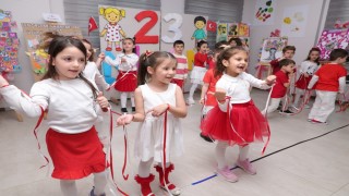 Çocuklar 23 Nisanı Osmangazide coşkuyla kutladı