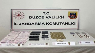 Çok sayıda sahte altını 560 bin liraya satan 4 şüpheliye jandarma baskını