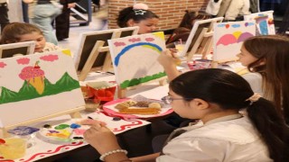 Coşkunöz Holdingde geleneksel resim şenliği coşkusu