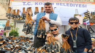Çukurovanın simgesi sapan festivale damga vurdu