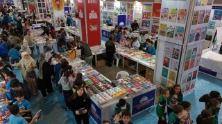 Darıca 5. Kitap Fuarını binlerce kişi ziyaret etti
