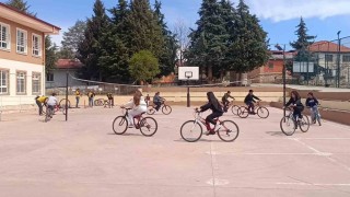 Denizlide köy okullarında pedallar yeniden dönüyor
