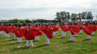 Didimde 23 Nisan statta kutlandı