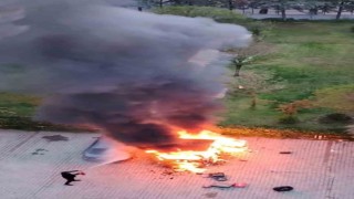 Diyarbakırda site içinde korkutan yangın: Alevler metrelerce yükseldi, binadakiler tahliye edildi