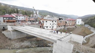 Dörtyol-Akpınar-Erikli ulaşım bağlantısını güçlendiren köprüde sona gelindi