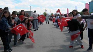 Dünya çocukları 23 Nisan için Menteşeye geliyor