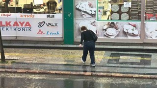 Düzcede sağanak yağış vatandaşları hazırlıksız yakaladı